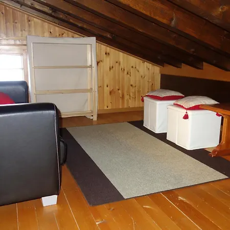 Mayens De L Ours Cz 031 - Mountain 6 Per